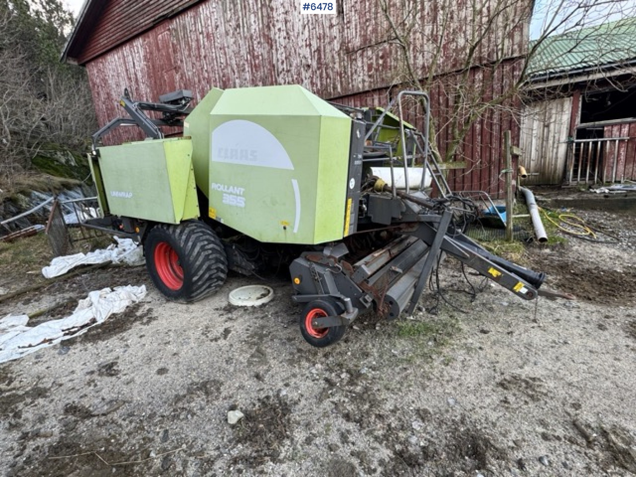 Claas Rollant 255 Uniwrap – 2010 model Condition: Repair project / for parts - Stroje na zber krmovín: obrázok 2 Claas Rollant 255 Uniwrap – 2010 model Condition: Repair project / for parts - Stroje na zber krmovín: obrázok 2