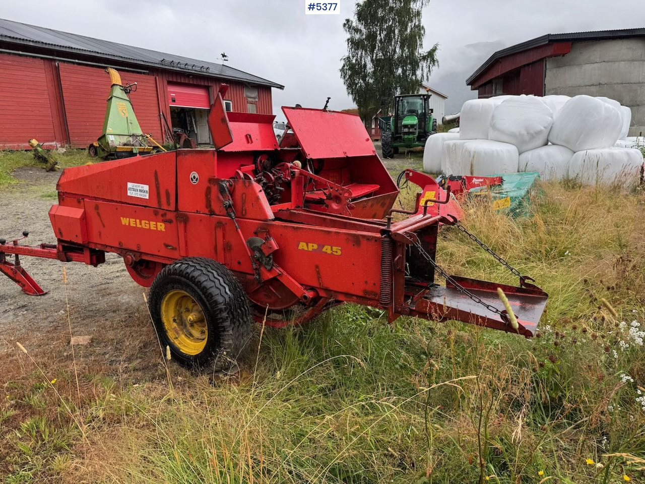 English: Welger AP 45 Square Baler - Stroje na zber krmovín: obrázok 4 English: Welger AP 45 Square Baler - Stroje na zber krmovín: obrázok 4