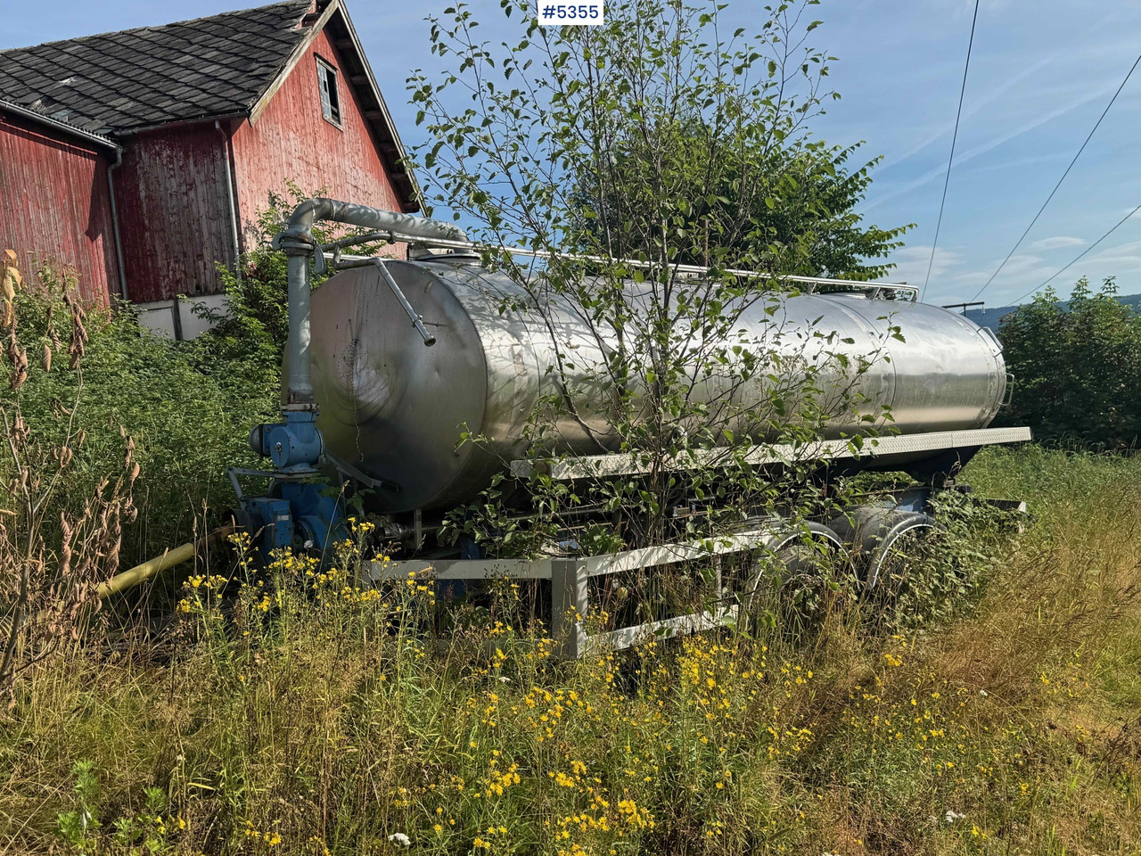 Fertilizer wagon with/large capacity! - Fekálny náves: obrázok 1 Fertilizer wagon with/large capacity! - Fekálny náves: obrázok 1