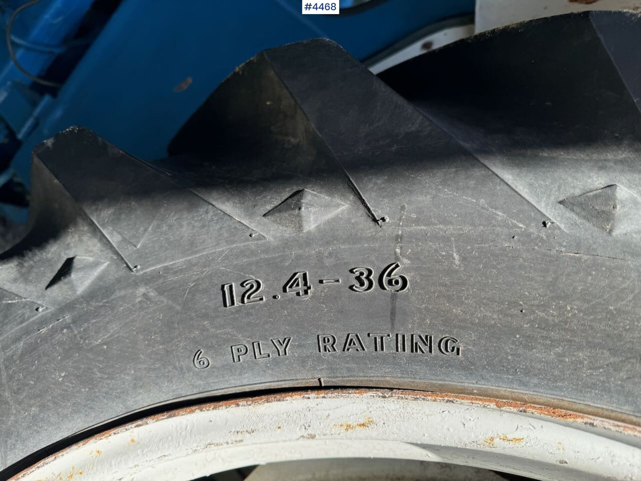 Traktor Ford 4000 4x2 - approx. 1970 model: obrázok 9 Traktor Ford 4000 4x2 - approx. 1970 model: obrázok 9