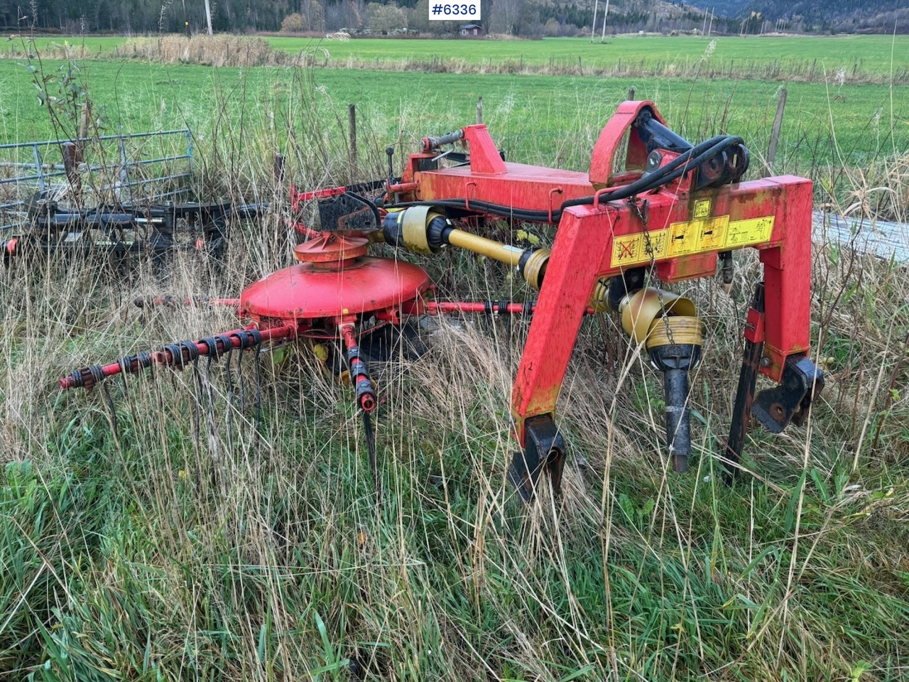 Fransgård TI-6000 combi rake - Stroje na zber krmovín: obrázok 1 Fransgård TI-6000 combi rake - Stroje na zber krmovín: obrázok 1