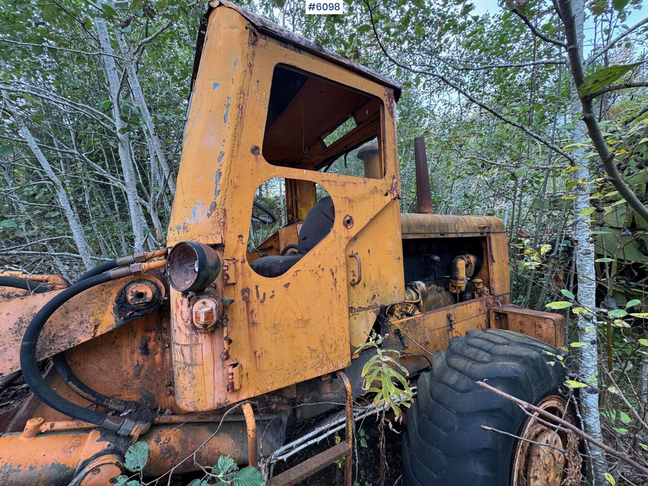 Hanomag wheel loader with bucket – repair object - Kolesový nakladač: obrázok 4 Hanomag wheel loader with bucket – repair object - Kolesový nakladač: obrázok 4