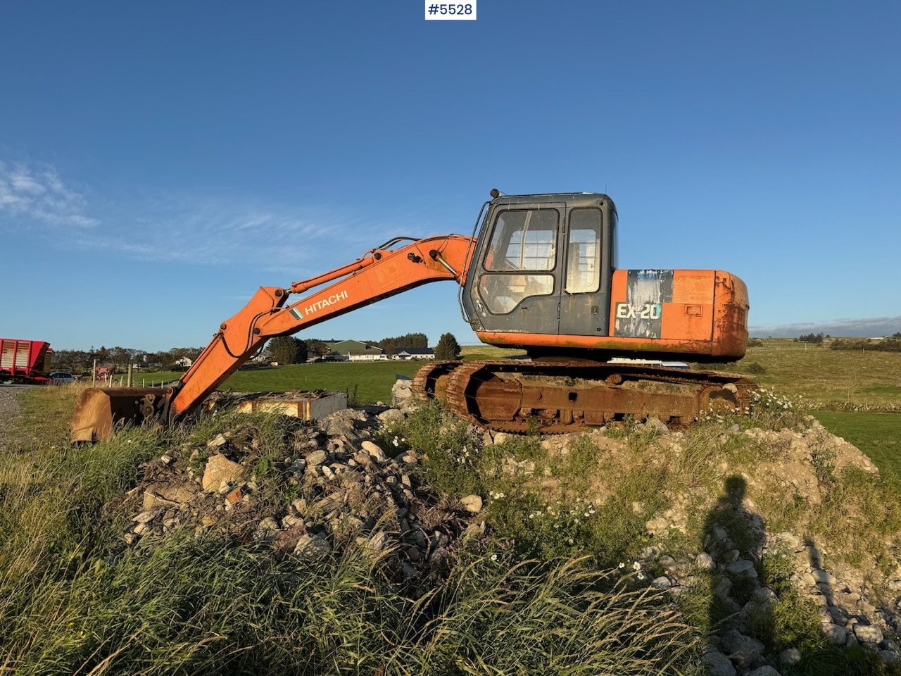Hitachi EX 120-2. - Rýpadlo: obrázok 3 Hitachi EX 120-2. - Rýpadlo: obrázok 3