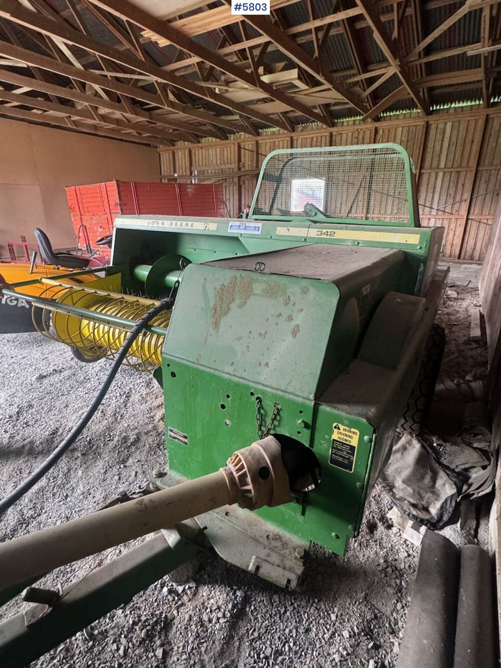 John Deere 342 - Stroje na zber krmovín: obrázok 4 John Deere 342 - Stroje na zber krmovín: obrázok 4