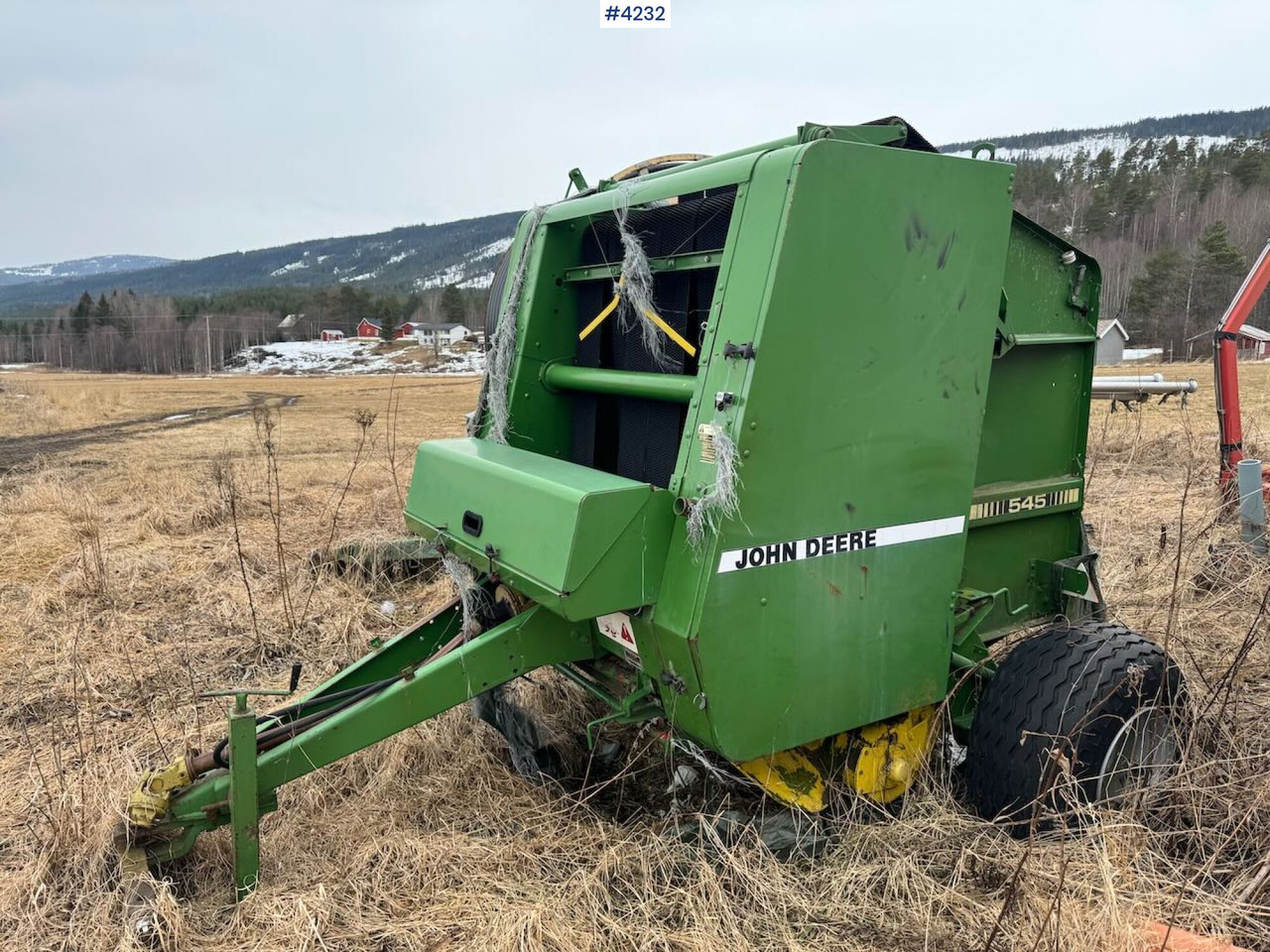 John Deere 545 Round baler - Stroje na zber krmovín: obrázok 1 John Deere 545 Round baler - Stroje na zber krmovín: obrázok 1