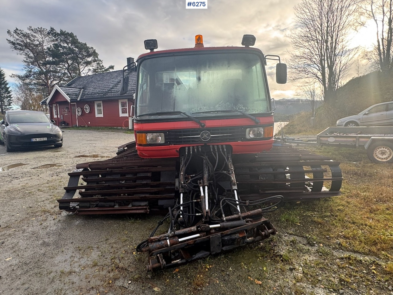 1985 Kässbohrer PB 270DS treadle machine w/ cutters and smoothing board - Komunálne/ Špeciálne stroje: obrázok 2 1985 Kässbohrer PB 270DS treadle machine w/ cutters and smoothing board - Komunálne/ Špeciálne stroje: obrázok 2