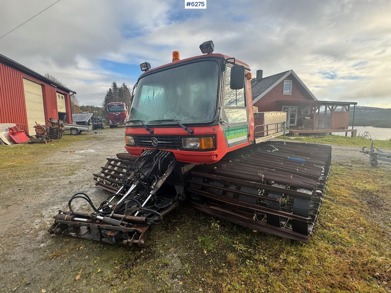 1985 Kässbohrer PB 270DS treadle machine w/ cutters and smoothing board - Komunálne/ Špeciálne stroje: obrázok 3 1985 Kässbohrer PB 270DS treadle machine w/ cutters and smoothing board - Komunálne/ Špeciálne stroje: obrázok 3