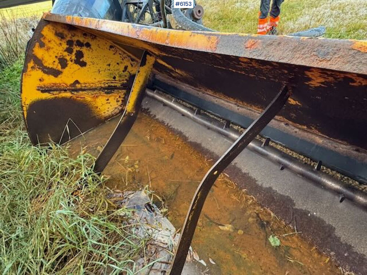 2012 Dalen 2034 sand spreader - Komunálne/ Špeciálne stroje: obrázok 2 2012 Dalen 2034 sand spreader - Komunálne/ Špeciálne stroje: obrázok 2