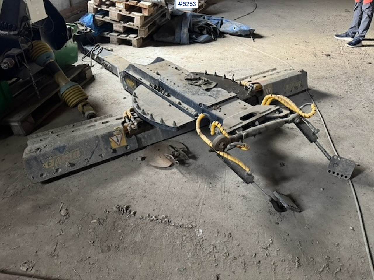 2021 Drivex EG3500 snow blade with 2021 Drivex undermount blade - Komunálne/ Špeciálne stroje: obrázok 4 2021 Drivex EG3500 snow blade with 2021 Drivex undermount blade - Komunálne/ Špeciálne stroje: obrázok 4