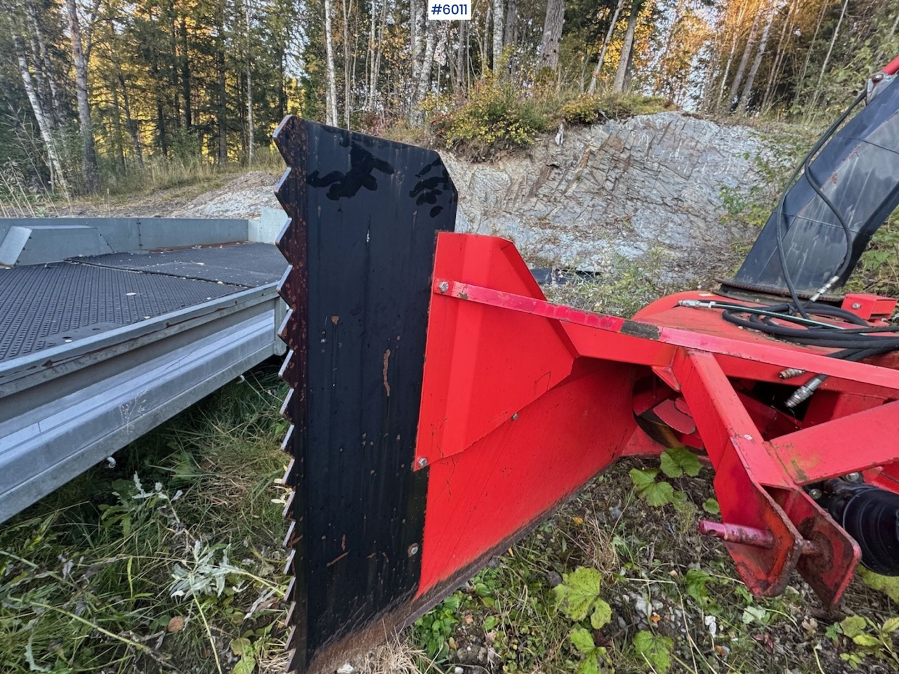 Komunálne/ Špeciálne stroje SISU Handel V-230 Snow blower: obrázok 15 Komunálne/ Špeciálne stroje SISU Handel V-230 Snow blower: obrázok 15