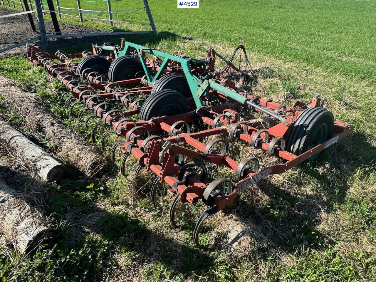 Kverneland Harrow - Stroj na obrábanie pôdy: obrázok 1 Kverneland Harrow - Stroj na obrábanie pôdy: obrázok 1