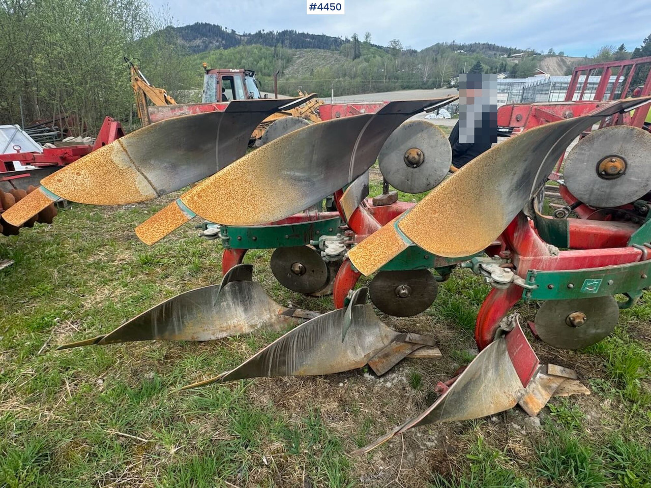 Kverneland Model E Plow - Stroj na obrábanie pôdy: obrázok 1 Kverneland Model E Plow - Stroj na obrábanie pôdy: obrázok 1