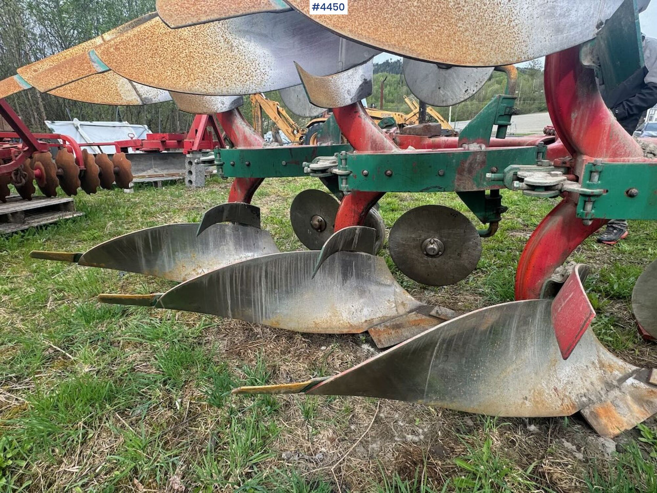 Kverneland Model E Plow - Stroj na obrábanie pôdy: obrázok 2 Kverneland Model E Plow - Stroj na obrábanie pôdy: obrázok 2