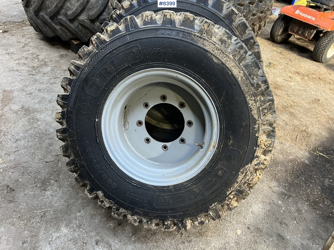 Nokian tri 2 studded tires for tractors - Kompletné koleso pre Poľnohospodárske stroje: obrázok 3 Nokian tri 2 studded tires for tractors - Kompletné koleso pre Poľnohospodárske stroje: obrázok 3