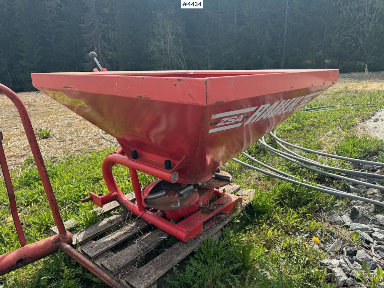 Rauch ZSA 450 Fertilizer spreader - Rozmetač hnojiva: obrázok 3 Rauch ZSA 450 Fertilizer spreader - Rozmetač hnojiva: obrázok 3