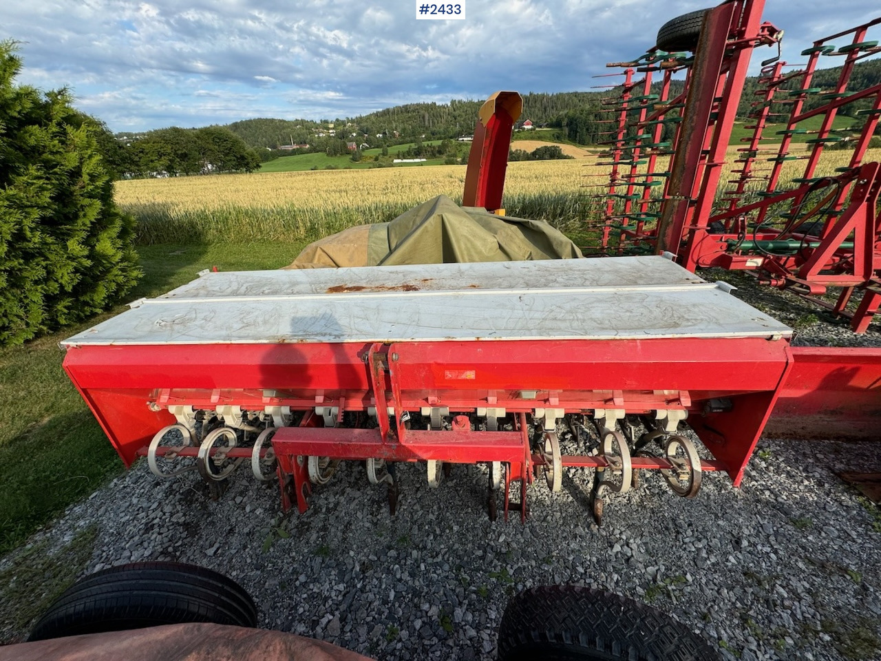 Tume Seeding machine - Univerzálny sejací stroj: obrázok 4 Tume Seeding machine - Univerzálny sejací stroj: obrázok 4