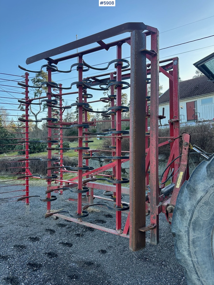 Väderstad Cultivator 4.6 m - Stroj na obrábanie pôdy: obrázok 5 Väderstad Cultivator 4.6 m - Stroj na obrábanie pôdy: obrázok 5