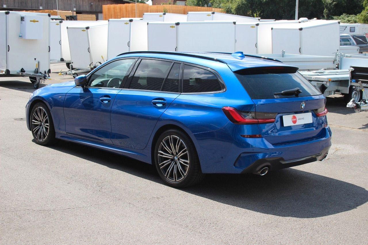 BMW 320 Touring d M Sport Laser Alcantara Harman Kar - Automobil: obrázok 3 BMW 320 Touring d M Sport Laser Alcantara Harman Kar - Automobil: obrázok 3