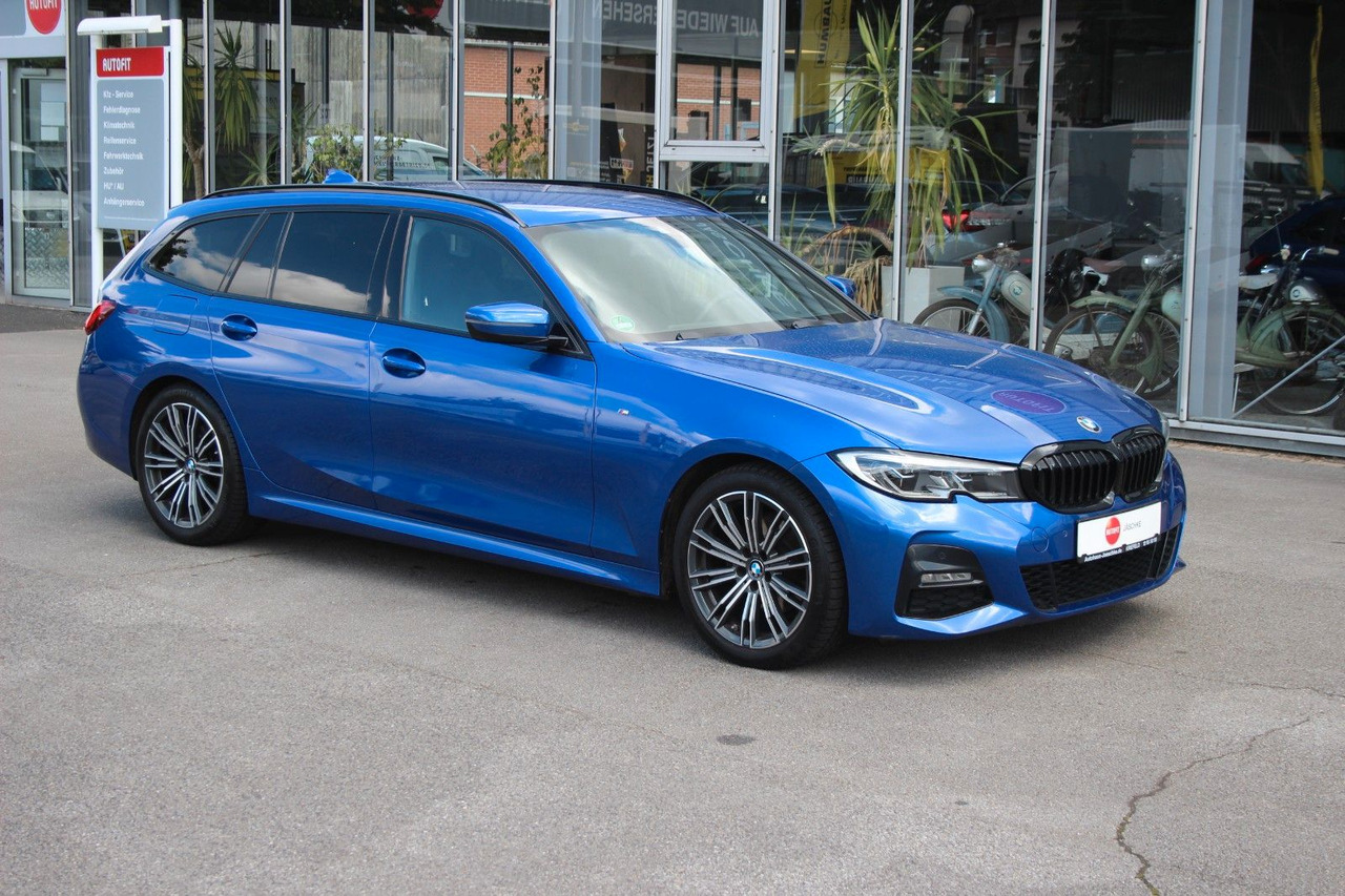 BMW 320 Touring d M Sport Laser Alcantara Harman Kar - Automobil: obrázok 1 BMW 320 Touring d M Sport Laser Alcantara Harman Kar - Automobil: obrázok 1