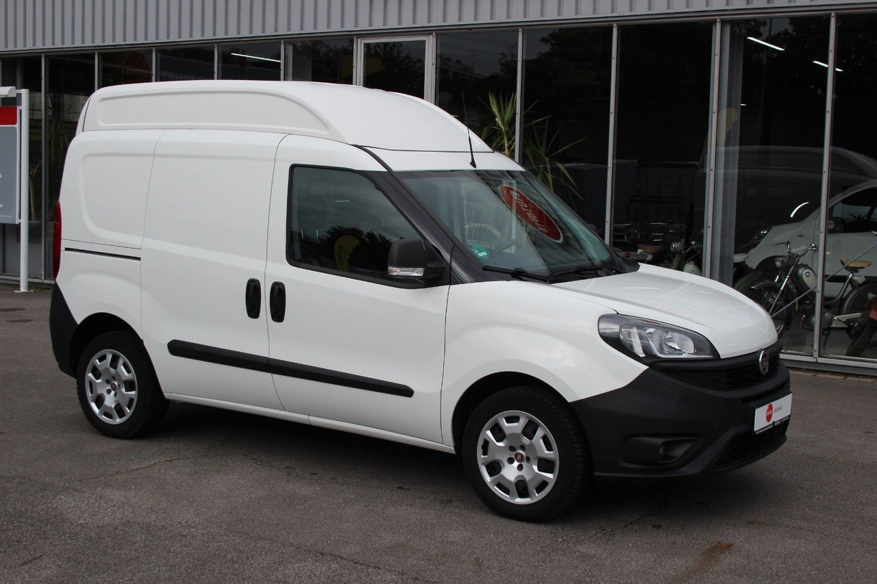 Fiat Doblo Kasten SX Klima Hochdach 51tKM 1.Hand - Mikrobus: obrázok 2 Fiat Doblo Kasten SX Klima Hochdach 51tKM 1.Hand - Mikrobus: obrázok 2