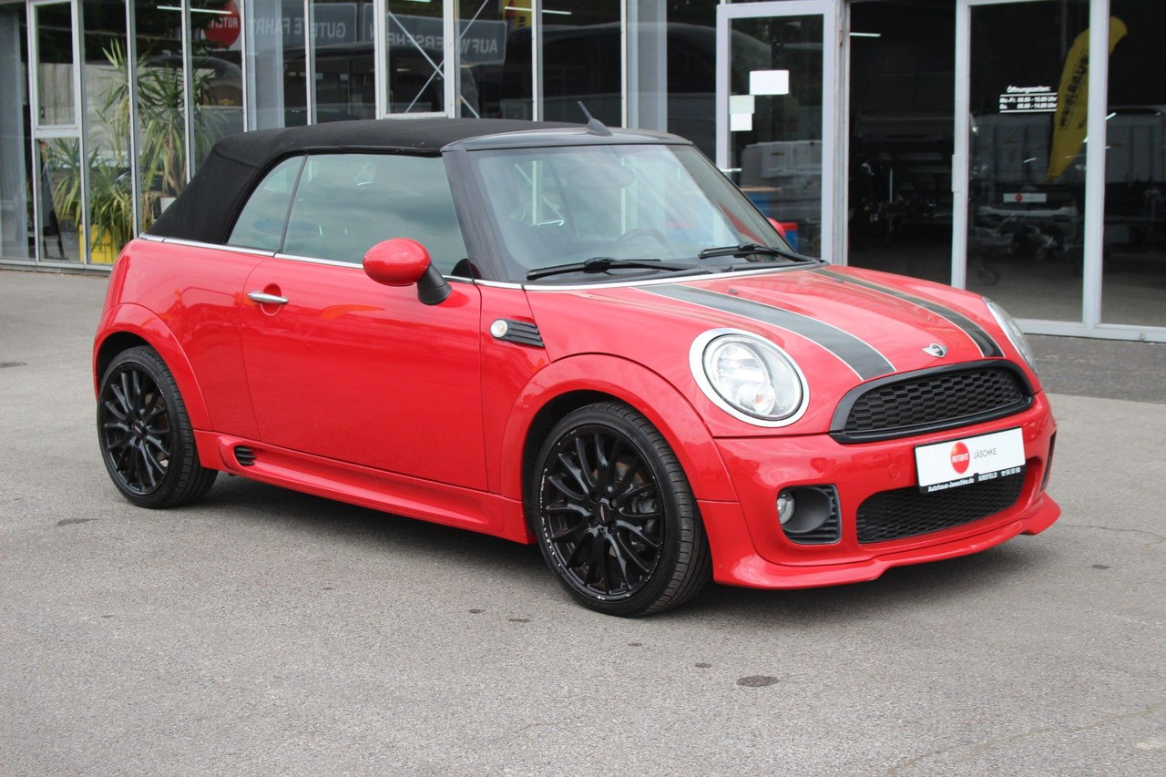 MINI COOPER Cabrio "Works Optik" Pepper 114tKM - Automobil: obrázok 2 MINI COOPER Cabrio "Works Optik" Pepper 114tKM - Automobil: obrázok 2