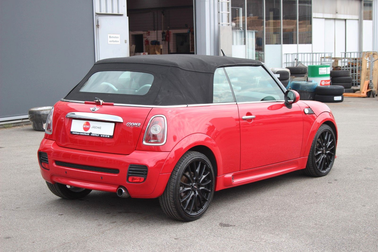 MINI COOPER Cabrio "Works Optik" Pepper 114tKM - Automobil: obrázok 4 MINI COOPER Cabrio "Works Optik" Pepper 114tKM - Automobil: obrázok 4