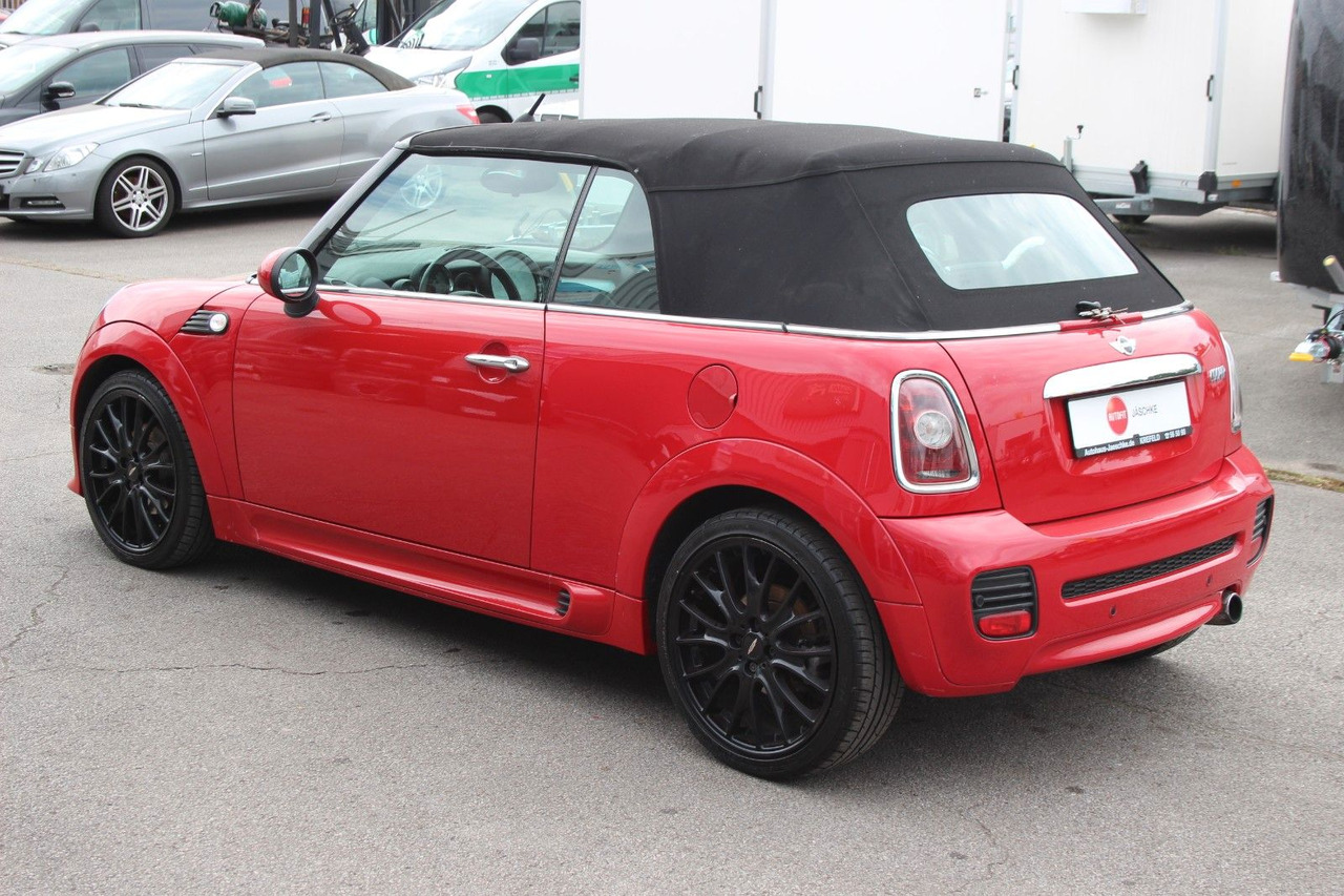 MINI COOPER Cabrio "Works Optik" Pepper 114tKM - Automobil: obrázok 5 MINI COOPER Cabrio "Works Optik" Pepper 114tKM - Automobil: obrázok 5