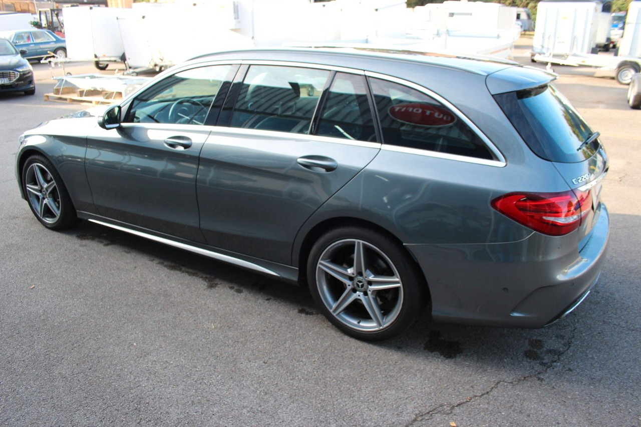 Mercedes-Benz C 220d T BlueTec AMG LED ACC LEDER - Kombi: obrázok 4 Mercedes-Benz C 220d T BlueTec AMG LED ACC LEDER - Kombi: obrázok 4