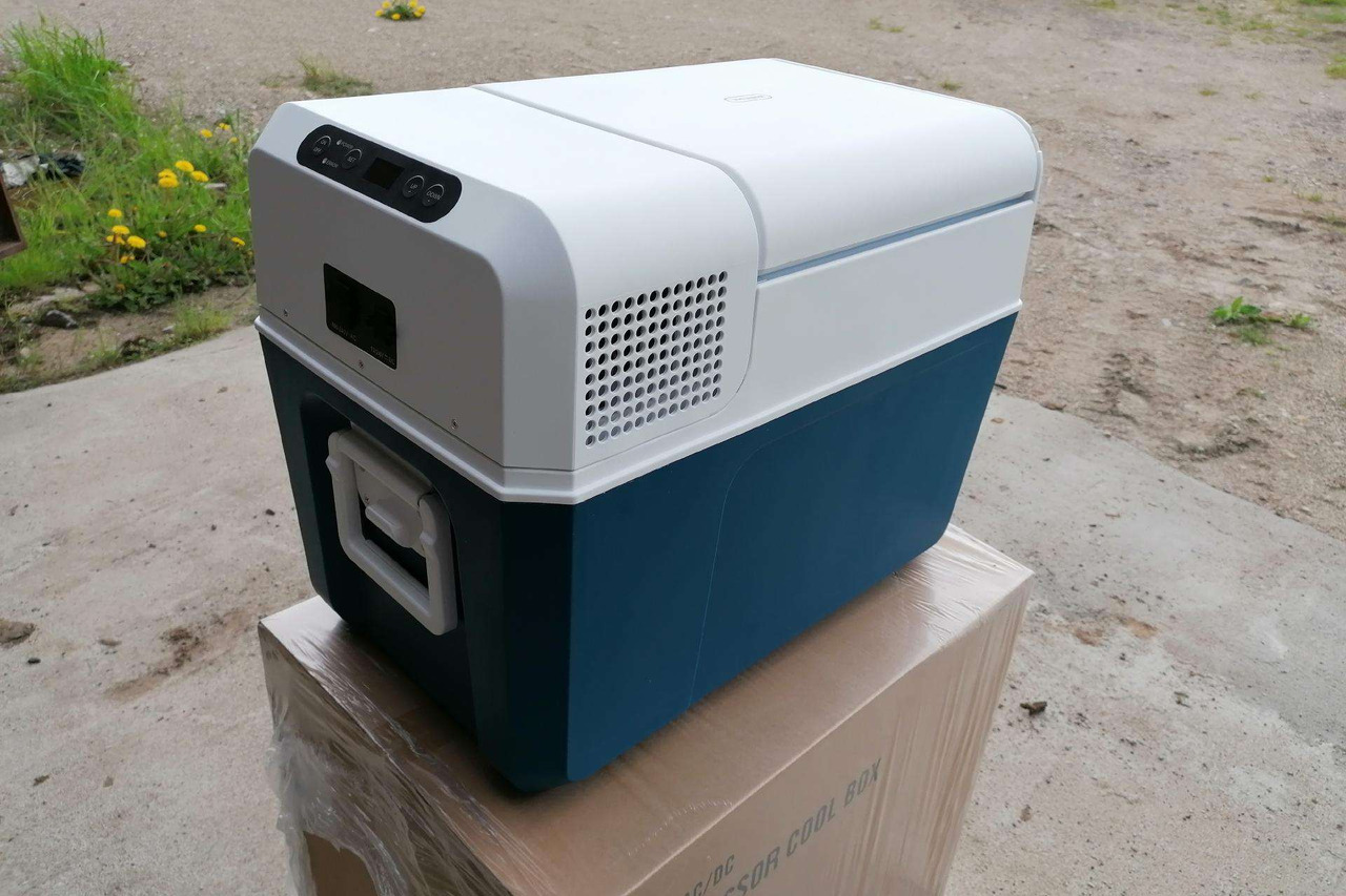 Fridge Dometic Waeco Mobicool 38L - Kabína a interiér pre Nákladné auto: obrázok 1 Fridge Dometic Waeco Mobicool 38L - Kabína a interiér pre Nákladné auto: obrázok 1