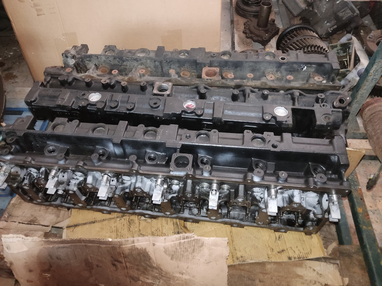 MAN Cylinder head D2066 D2676 - Hlava valcov: obrázok 1 MAN Cylinder head D2066 D2676 - Hlava valcov: obrázok 1