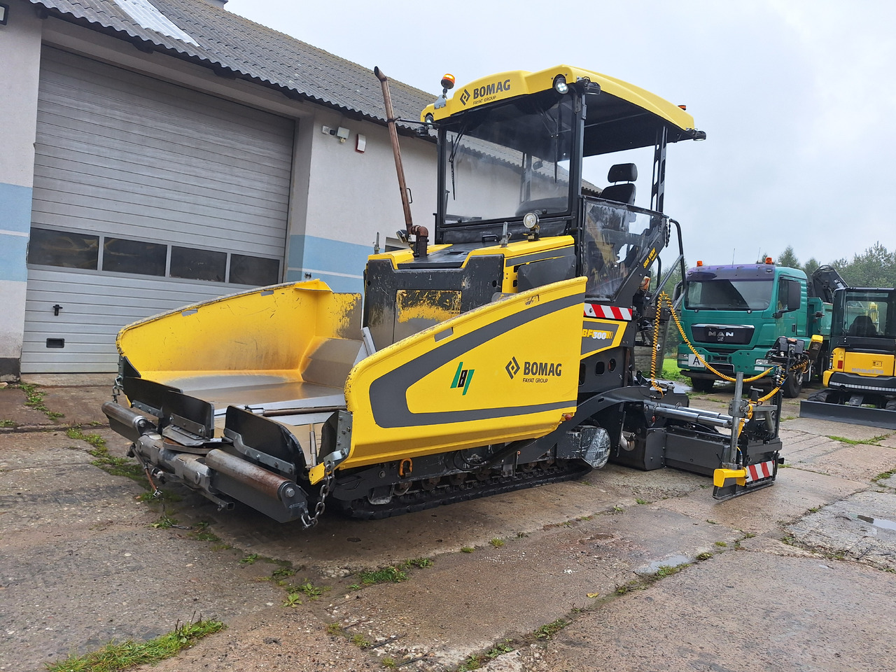 Bomag Bf 300C-3 - Finišer: obrázok 1 Bomag Bf 300C-3 - Finišer: obrázok 1