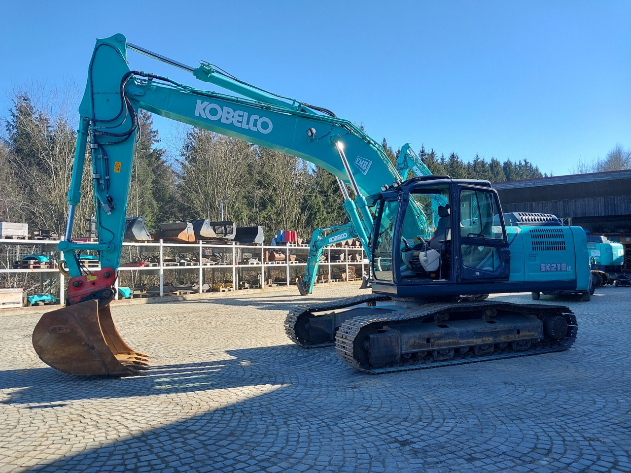 Kobelco SK210LC-10 - Pásové rýpadlo: obrázok 1 Kobelco SK210LC-10 - Pásové rýpadlo: obrázok 1