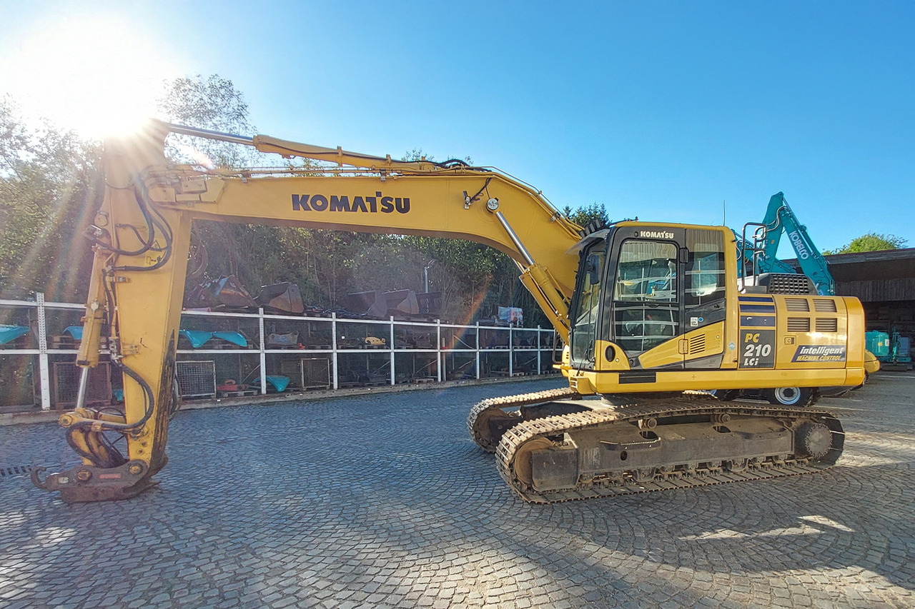 Komatsu PC210LCi-10 - Pásové rýpadlo: obrázok 4 Komatsu PC210LCi-10 - Pásové rýpadlo: obrázok 4