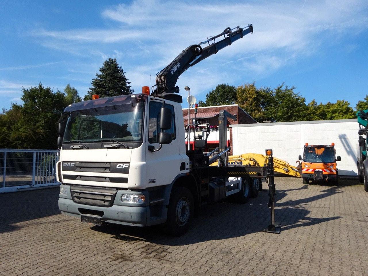 DAF 28-250 CF Abroller + HIA B195-3 Kran - Hákový nosič kontajnerov, Auto s hydraulickou rukou: obrázok 2 DAF 28-250 CF Abroller + HIA B195-3 Kran - Hákový nosič kontajnerov, Auto s hydraulickou rukou: obrázok 2