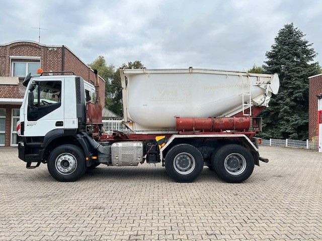 Iveco 410 TRAKKER Wechselsystem Kipper + Asphaltmulde - Ramenový nosič kontajnerov: obrázok 3 Iveco 410 TRAKKER Wechselsystem Kipper + Asphaltmulde - Ramenový nosič kontajnerov: obrázok 3