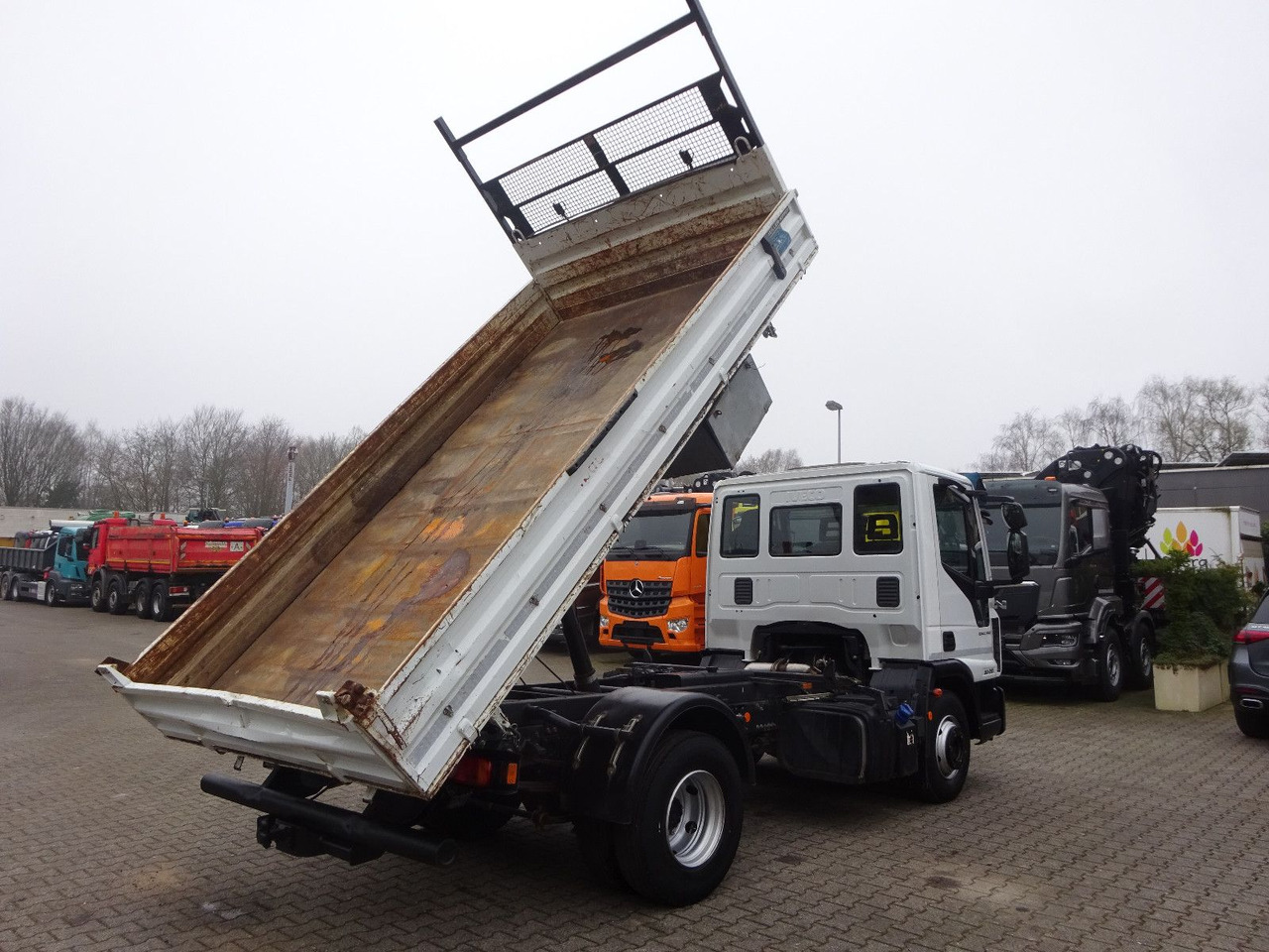 Iveco 80-120 Eurocargo MEILLER 3SKipper 4x2 - Sklápač: obrázok 5 Iveco 80-120 Eurocargo MEILLER 3SKipper 4x2 - Sklápač: obrázok 5