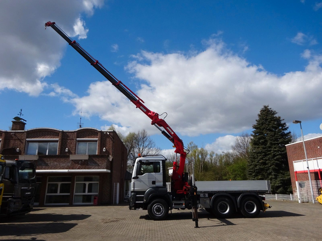 MAN 33.500 TGS + MKG HLK 231 Kran 6x6 Hydrodrive - Auto s hydraulickou rukou: obrázok 3 MAN 33.500 TGS + MKG HLK 231 Kran 6x6 Hydrodrive - Auto s hydraulickou rukou: obrázok 3