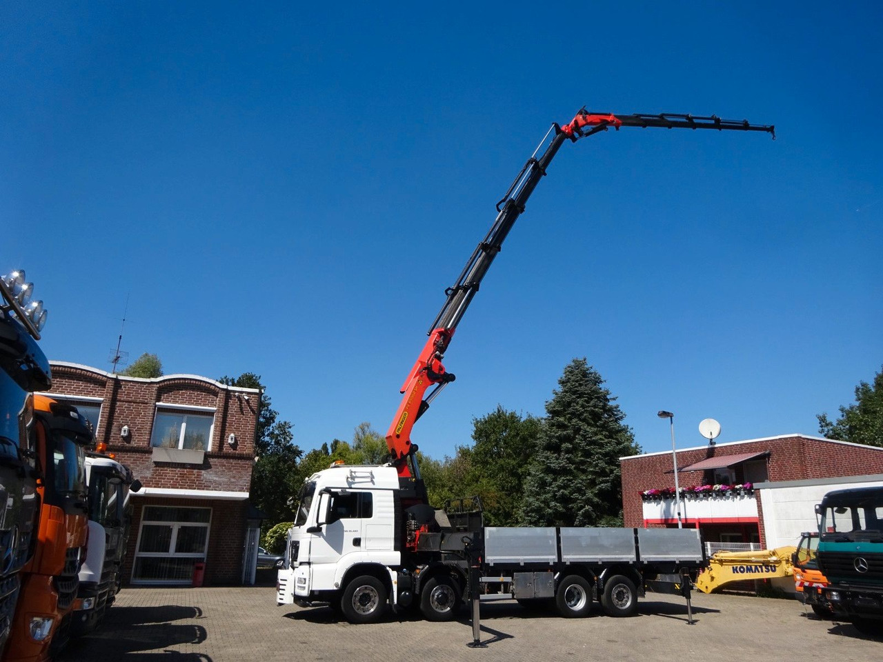 MAN 35.480 HYDRO TGS Pritsche + PK 65002 Kran 8x2-4 - Auto s hydraulickou rukou: obrázok 3 MAN 35.480 HYDRO TGS Pritsche + PK 65002 Kran 8x2-4 - Auto s hydraulickou rukou: obrázok 3