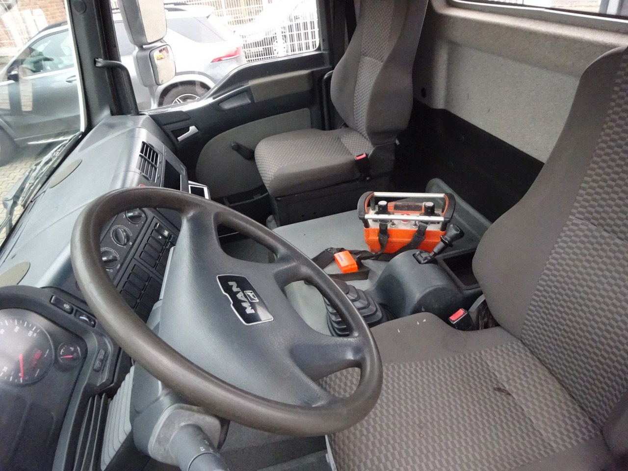 Nový Auto s hydraulickou rukou MAN 8.180 TGL + Böcker AK 32 Meter Dachdeckerkran: obrázok 16 Nový Auto s hydraulickou rukou MAN 8.180 TGL + Böcker AK 32 Meter Dachdeckerkran: obrázok 16