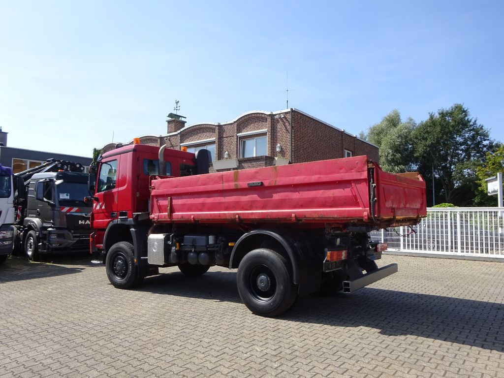 Mercedes-Benz 1832 Actros MEILLER 3Skipper4x4 mit Schneeplatte Mercedes-Benz 1832 Actros MEILLER 3Skipper4x4 mit Schneeplatte - Sklápač: obrázok 3 Mercedes-Benz 1832 Actros MEILLER 3Skipper4x4 mit Schneeplatte Mercedes-Benz 1832 Actros MEILLER 3Skipper4x4 mit Schneeplatte - Sklápač: obrázok 3