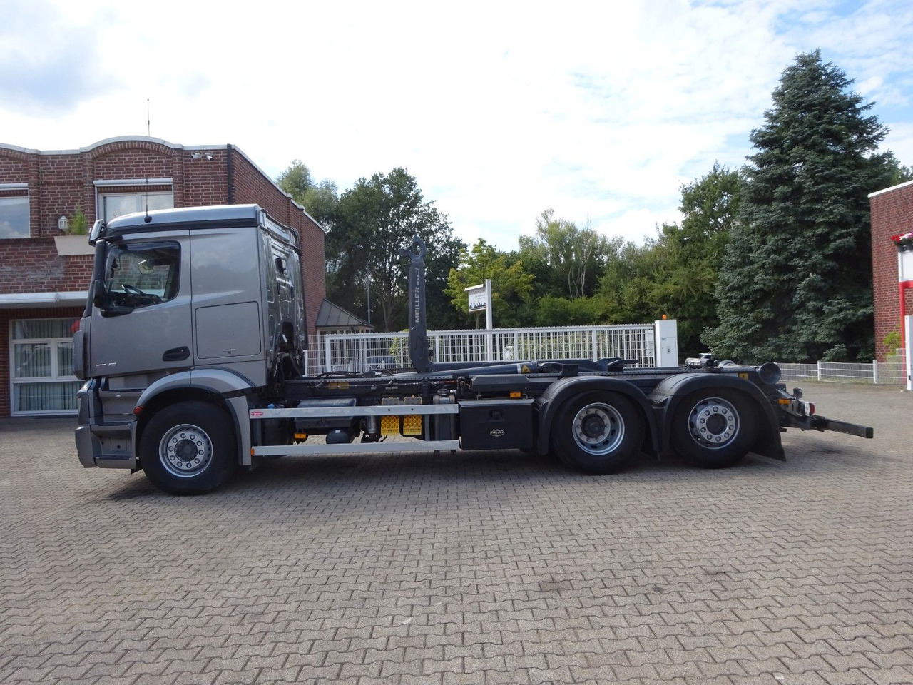 Mercedes-Benz 2545 Actros MEILLER Abroller +Lift-Lenkachse - Hákový nosič kontajnerov: obrázok 3 Mercedes-Benz 2545 Actros MEILLER Abroller +Lift-Lenkachse - Hákový nosič kontajnerov: obrázok 3