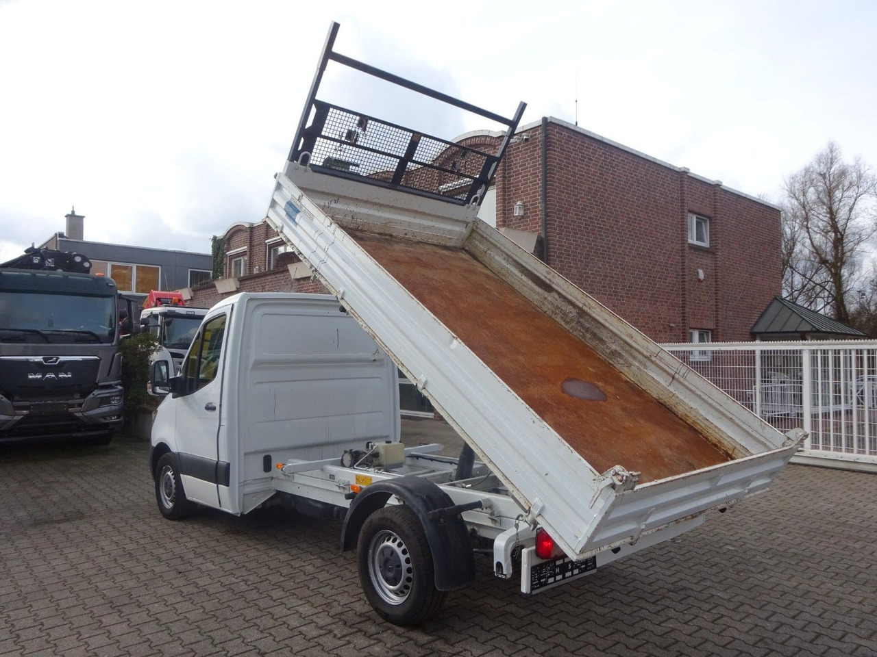 Mercedes-Benz 314 CDI Sprinter MEILLER 3Skipper 4x2 - Dodávka sklápač: obrázok 3 Mercedes-Benz 314 CDI Sprinter MEILLER 3Skipper 4x2 - Dodávka sklápač: obrázok 3