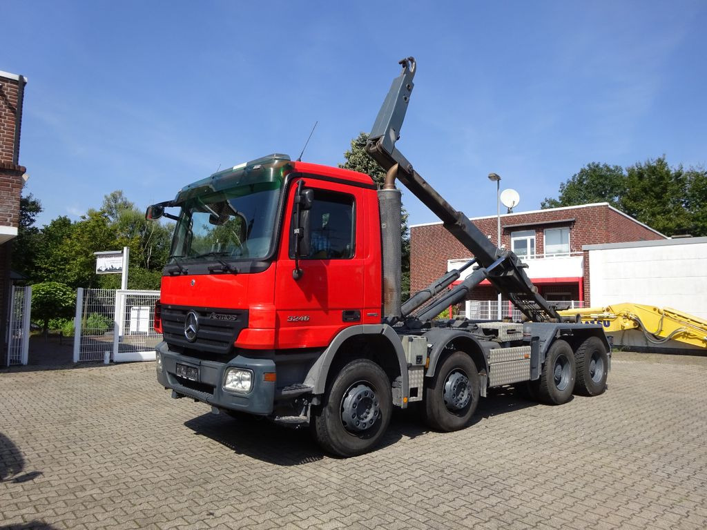 Mercedes-Benz 3246 Actros Abroller K45 8x4 Knickhacken Mercedes-Benz 3246 Actros Abroller K45 8x4 Knickhacken - Hákový nosič kontajnerov: obrázok 2 Mercedes-Benz 3246 Actros Abroller K45 8x4 Knickhacken Mercedes-Benz 3246 Actros Abroller K45 8x4 Knickhacken - Hákový nosič kontajnerov: obrázok 2
