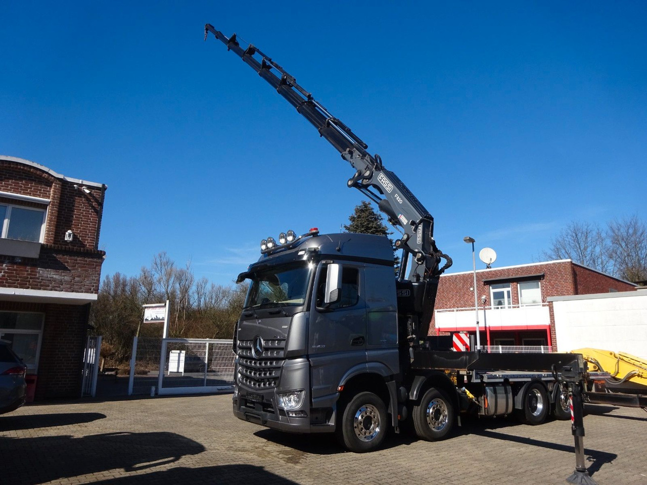 Mercedes-Benz 3453 Plattform + Fassi F820 Kran 8x2 Mercedes-Benz 3453 FASSI F820 Kran 8x Hydr. Ausschub - Auto s hydraulickou rukou, Valníkový/ Plošinový nákladný automobil: obrázok 4 Mercedes-Benz 3453 Plattform + Fassi F820 Kran 8x2 Mercedes-Benz 3453 FASSI F820 Kran 8x Hydr. Ausschub - Auto s hydraulickou rukou, Valníkový/ Plošinový nákladný automobil: obrázok 4