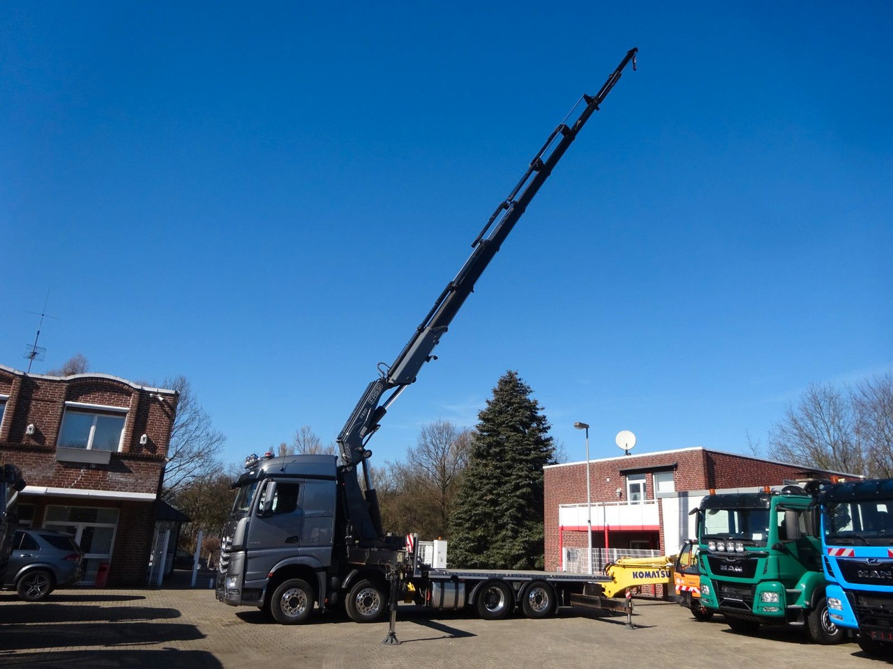 Mercedes-Benz 3453 Plattform + Fassi F820 Kran 8x2 Mercedes-Benz 3453 FASSI F820 Kran 8x Hydr. Ausschub - Auto s hydraulickou rukou, Valníkový/ Plošinový nákladný automobil: obrázok 3 Mercedes-Benz 3453 Plattform + Fassi F820 Kran 8x2 Mercedes-Benz 3453 FASSI F820 Kran 8x Hydr. Ausschub - Auto s hydraulickou rukou, Valníkový/ Plošinový nákladný automobil: obrázok 3
