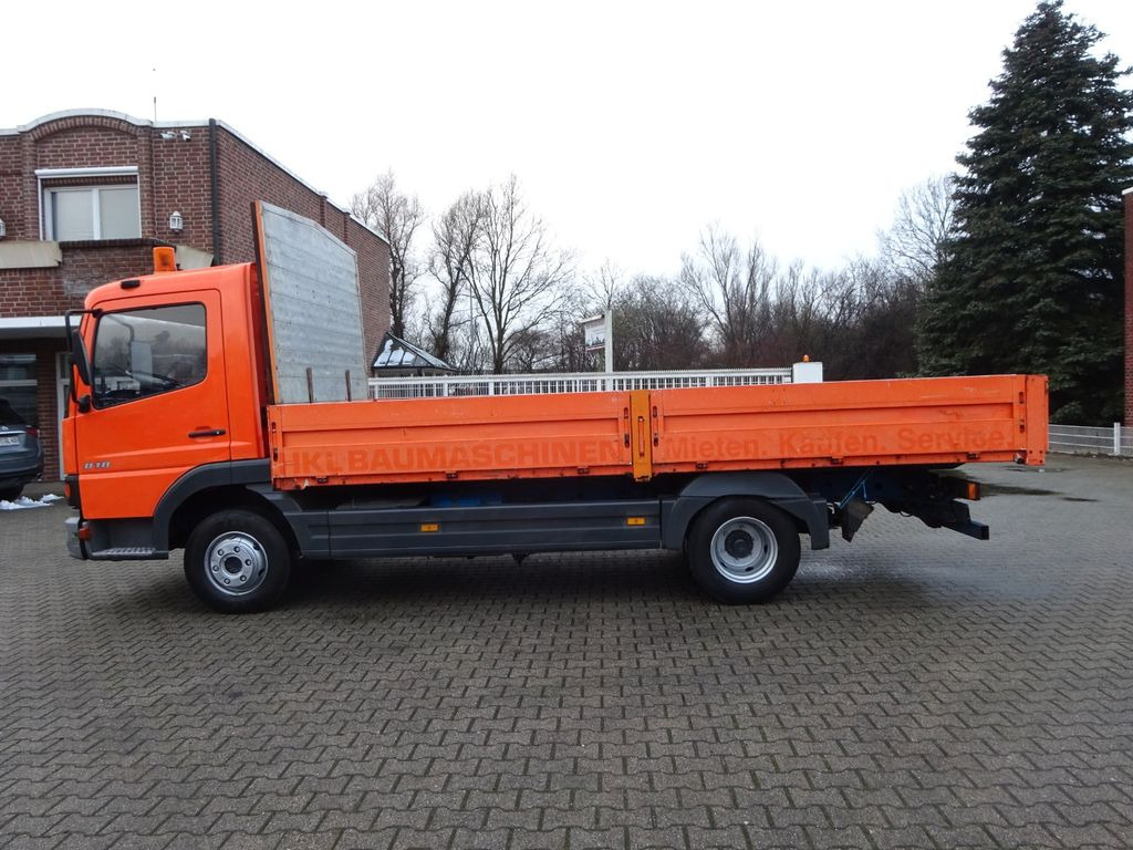 Mercedes-Benz 818 Atego Pritsche 4x2 - Dodávka valník: obrázok 1 Mercedes-Benz 818 Atego Pritsche 4x2 - Dodávka valník: obrázok 1