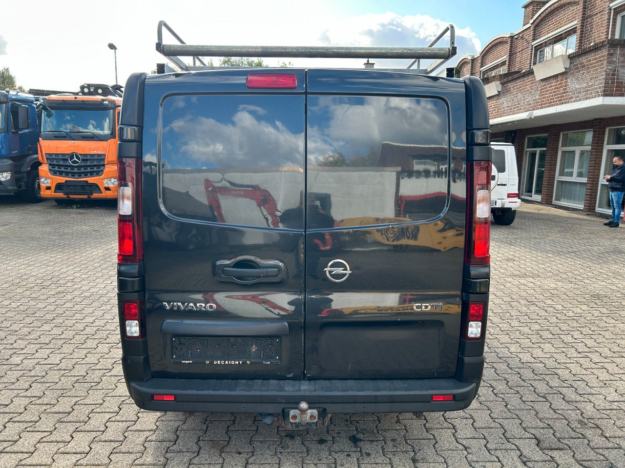 Opel Vivaro CDTI Kastenwagen 4x2 - Malá dodávka: obrázok 4 Opel Vivaro CDTI Kastenwagen 4x2 - Malá dodávka: obrázok 4