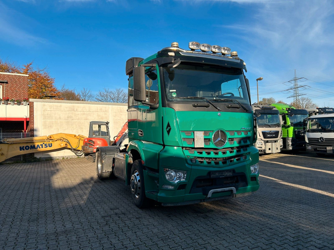 Mercedes-Benz Arocs 1845 SZM 4x4 HAD - Ťahač: obrázok 4 Mercedes-Benz Arocs 1845 SZM 4x4 HAD - Ťahač: obrázok 4