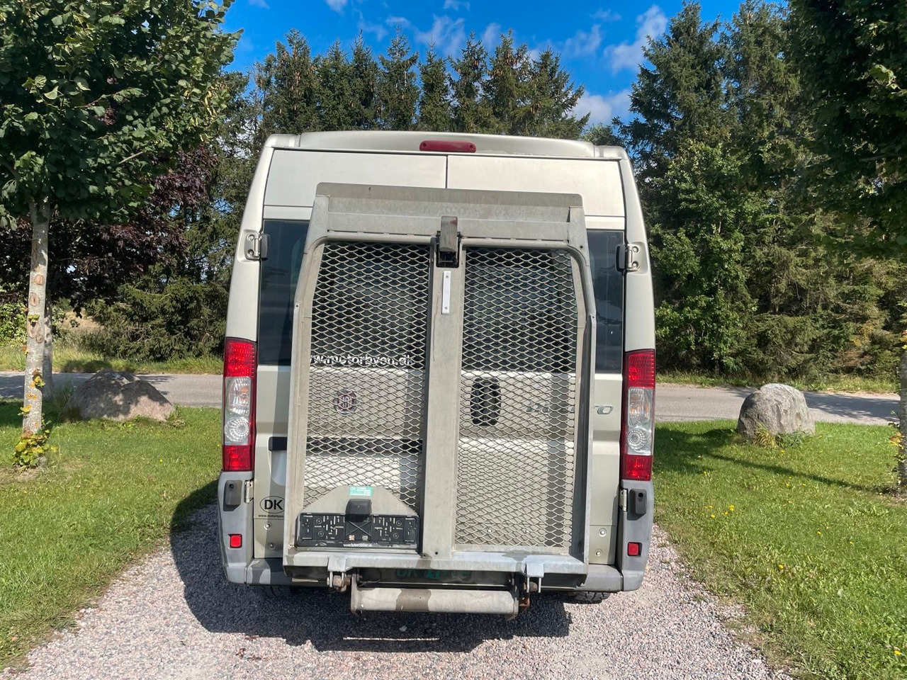 Fiat Ducato Luxusbus Panorama *9 Seats Handicap Lift - Mikrobus: obrázok 4 Fiat Ducato Luxusbus Panorama *9 Seats Handicap Lift - Mikrobus: obrázok 4