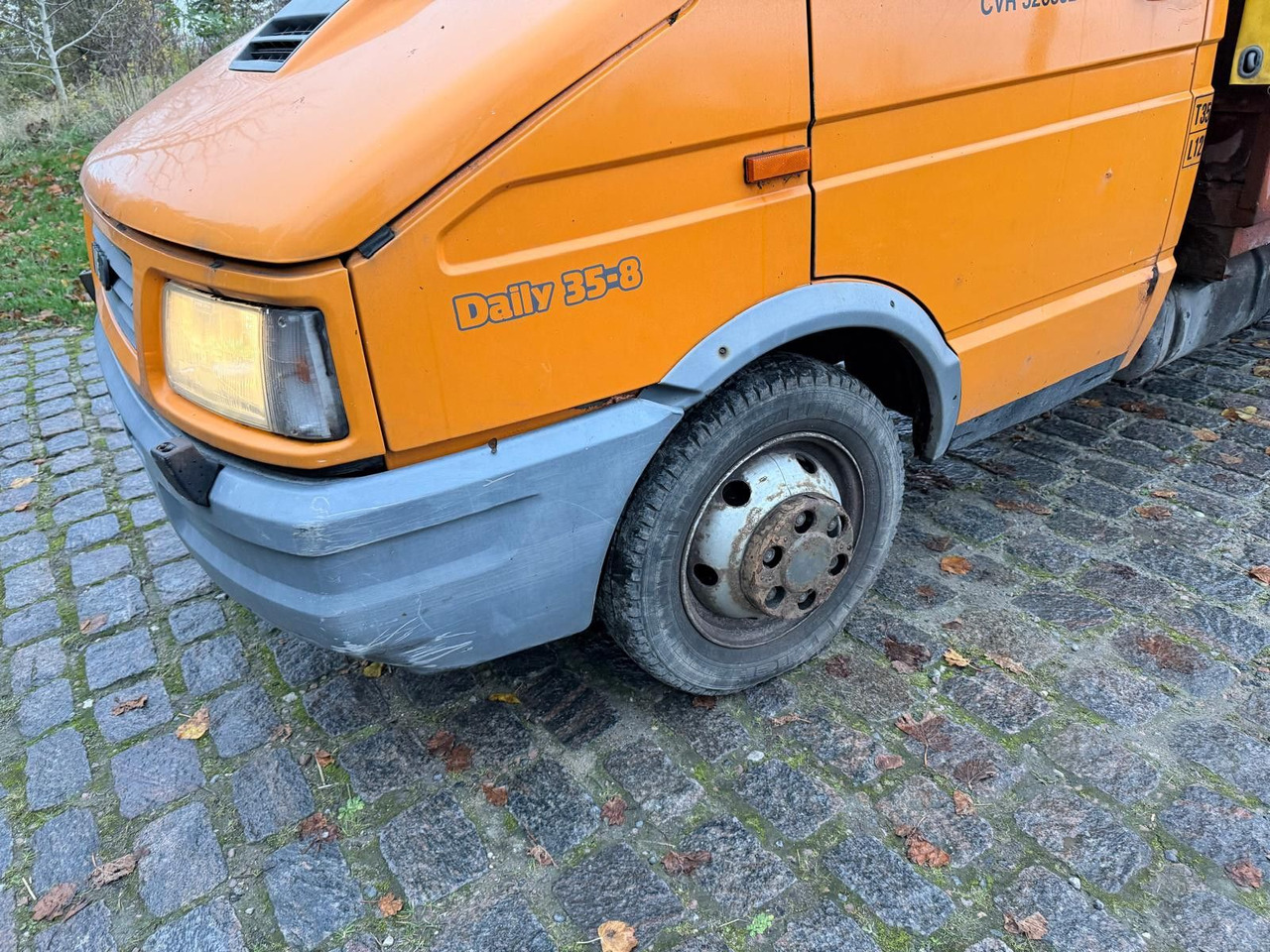 Iveco 35-8 pritche +plane *nur 1 990 € - Plachtová dodávka: obrázok 4 Iveco 35-8 pritche +plane *nur 1 990 € - Plachtová dodávka: obrázok 4